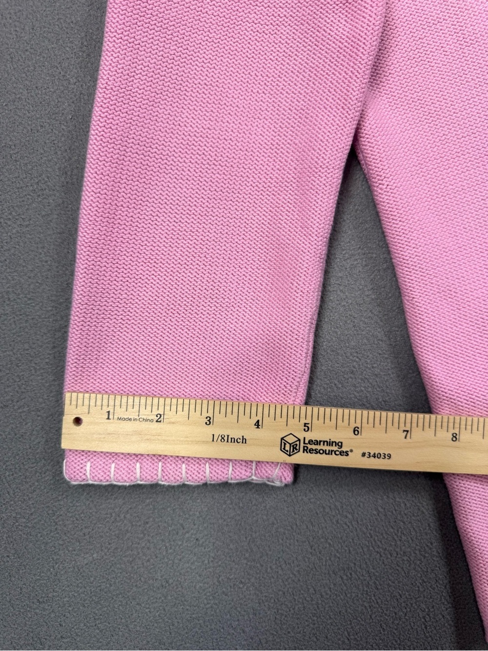 Sigrid Olsen Pink 3/4 Sleeve V-Neck Knit Top, Hem and Neckline Detail, Medium - Picture 12 of 12